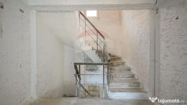 Pensiune Turistica în renovare, priveliște superbă, 0%...