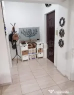 De vanzare apartament cu 3 camere, zona Dacia, Victoria, Con