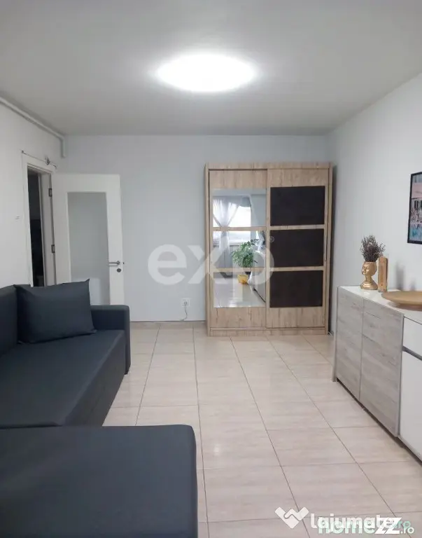 De vanzare apartament cu 3 camere, zona Dacia, Victoria, Con
