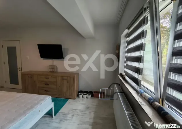 De vanzare apartament cu 3 camere, zona Dacia, Victoria, Con