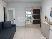 De vanzare apartament cu 3 camere, zona Dacia, Victoria, Con