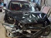 Vand Renault megane avariat 