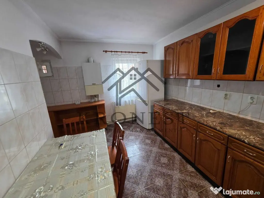 Apartament 3 camere - Racadau - 75 mp
