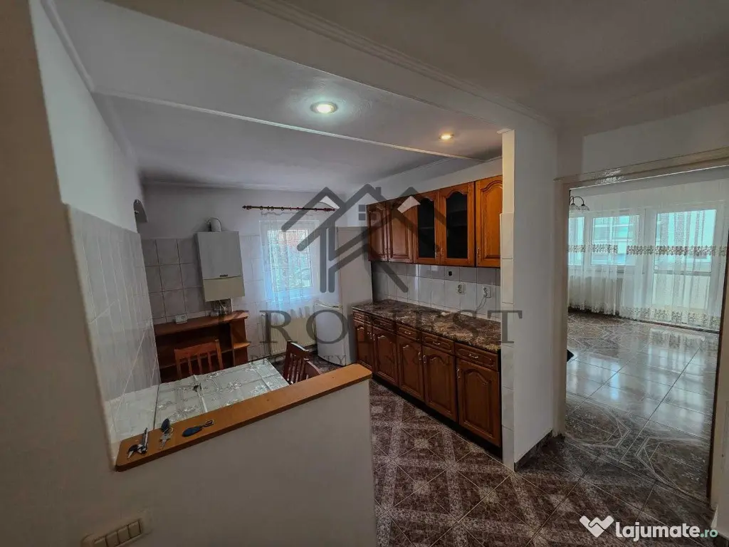 Apartament 3 camere - Racadau - 75 mp