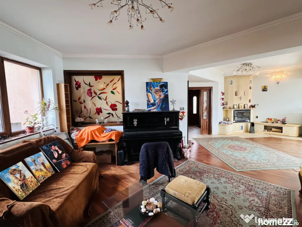 Vila superba 526 mp construiti, 765 mp teren, P+1+M+P, Chia - Chiajna (Bucuresti-Ilfov)