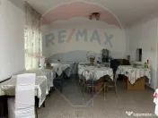 Casă / Vilă cu 8 camere de vânzare în zona Central 