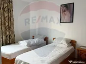 Casă / Vilă cu 8 camere de vânzare în zona Central 