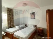 Casă / Vilă cu 8 camere de vânzare în zona Central 