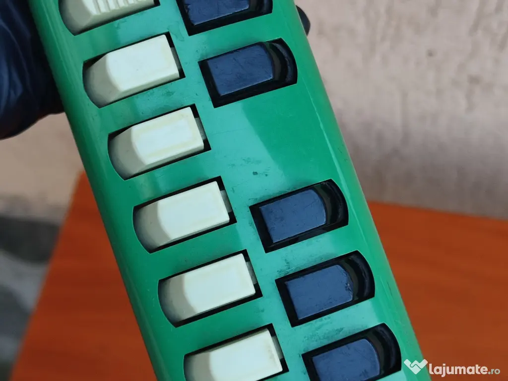 Clavietă vintage Hohner