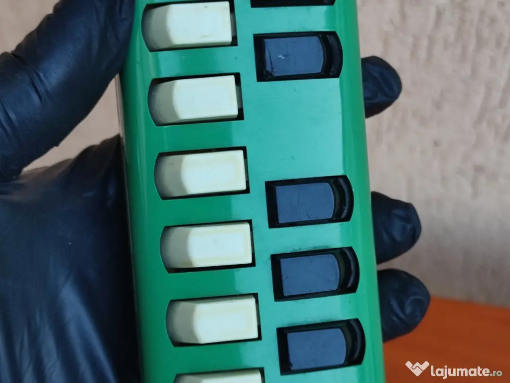 Clavietă vintage Hohner