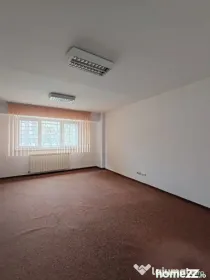 Apartament 3 camere | 75 mp | Zona Central – Vad comercial