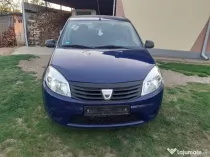 Dezmembrez dacia sandero 2012