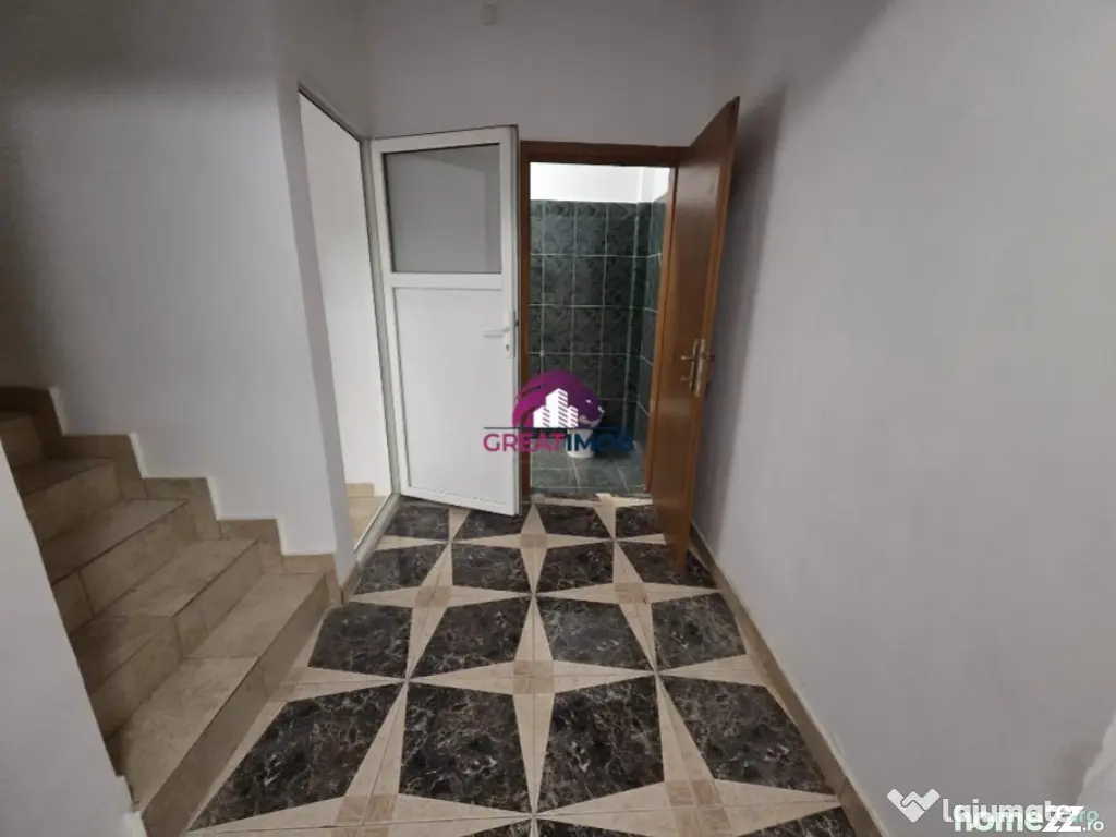 Apartament 3 camere de inchiriat ETAJUL 1 – destinat mu...