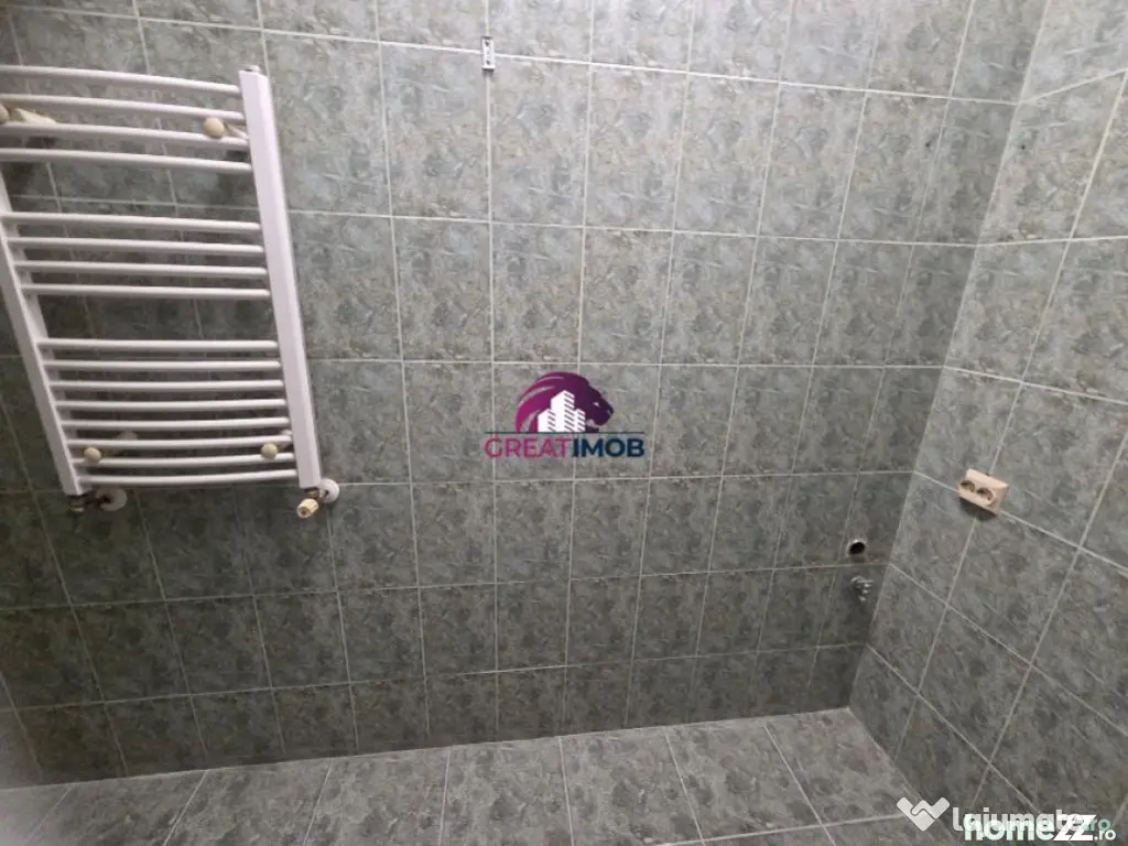 Apartament 3 camere de inchiriat ETAJUL 1 – destinat mu...