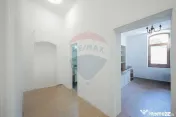 Spațiu Comercial + Birouri de Închiriat – 235 mp – ...