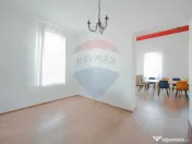 Spațiu Comercial + Birouri de Închiriat – 235 mp – ... 