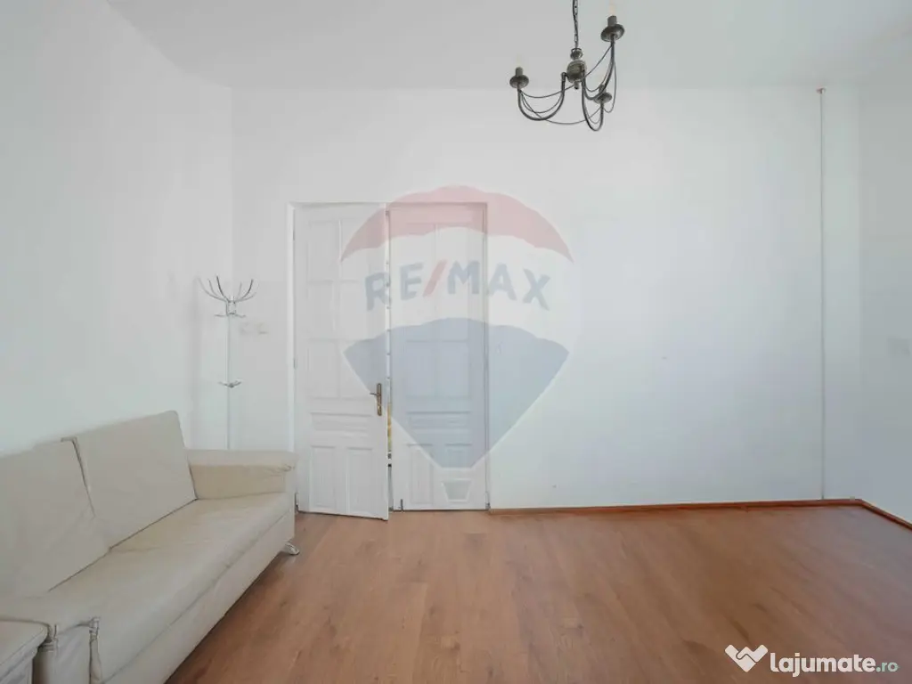 Spațiu Comercial + Birouri de Închiriat – 235 mp – ...