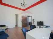 Spațiu Comercial + Birouri de Închiriat – 235 mp – ... 