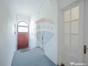 Spațiu Comercial + Birouri de Închiriat – 235 mp – ... 