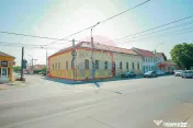 Spațiu Comercial + Birouri de Închiriat – 235 mp – ... 