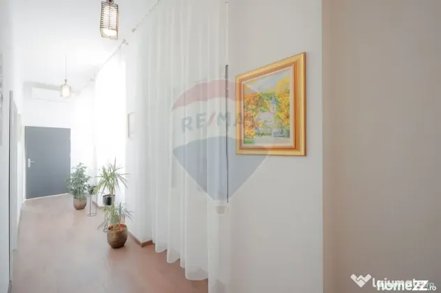 Spațiu Comercial + Birouri de Închiriat – 235 mp – ...