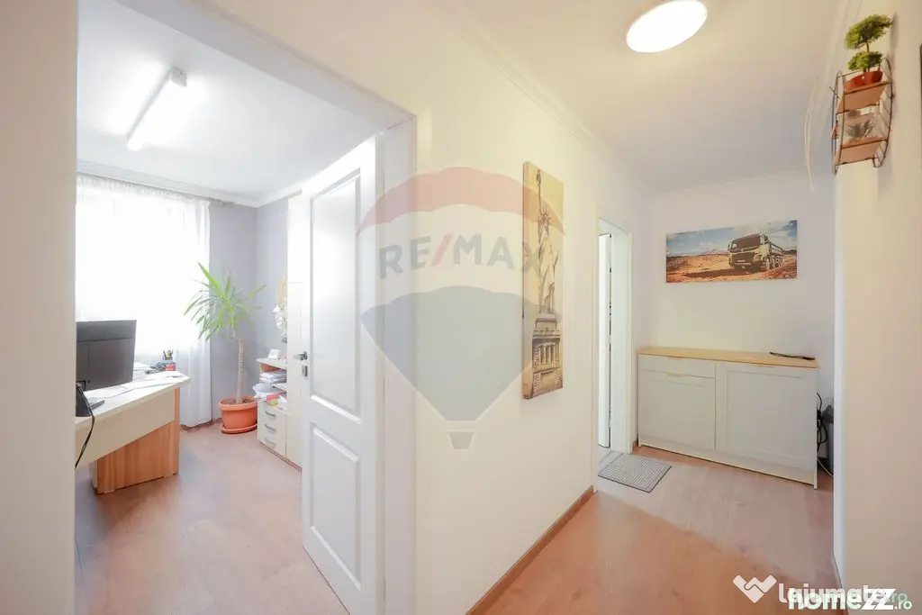 Spațiu Comercial + Birouri de Închiriat – 235 mp – ...