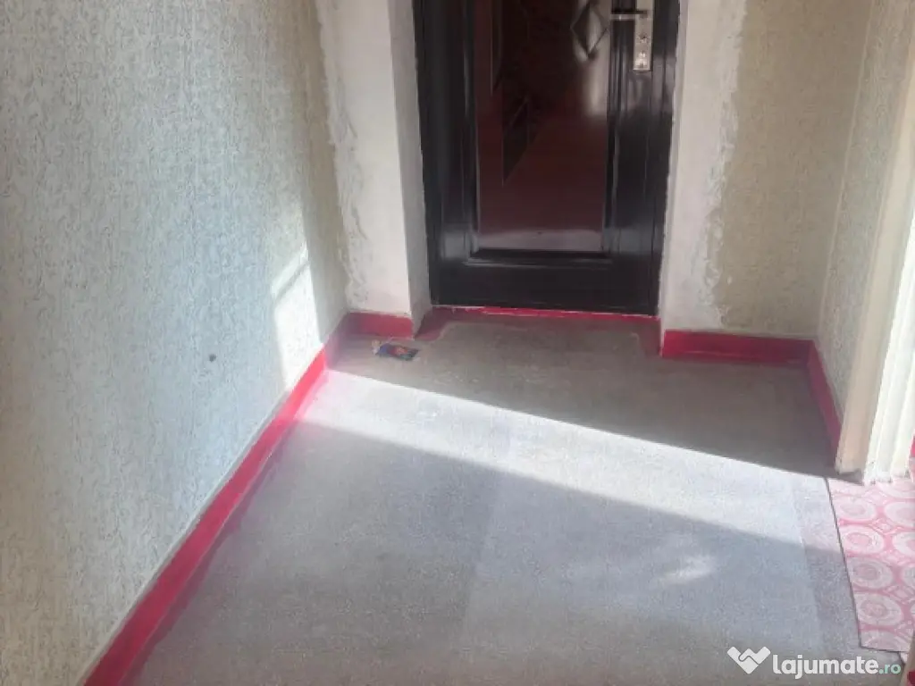 Apartament 2 camere confort 1,Hipodrom etaj 3Liber