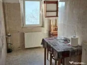 Inel 2, garsoniera de vanzare, 40mp, etaj 3, decomandata 