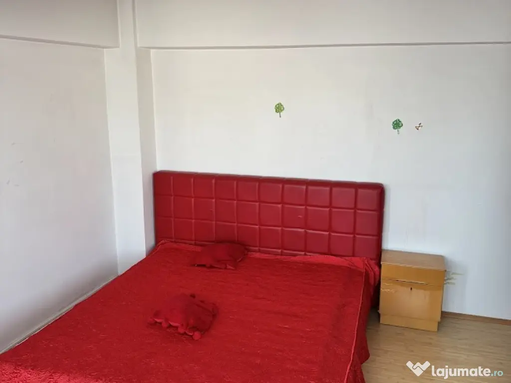 Apartament 3 camere langa Scoala Centrala