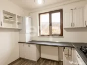 Apartament cu 3 camere, Etaj 1, decomandat | Trivale, Piteș 