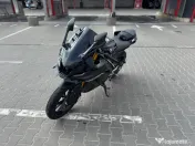 Motocicleta Yamaha yzf r125 2024