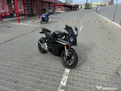 Motocicleta Yamaha yzf r125 2024