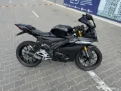 Motocicleta Yamaha yzf r125 2024
