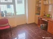 Vand garsoniera decomandata Deva Zamfirescu, parter, scurgeri separate 