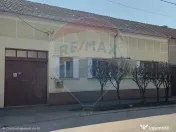 Casă deosebita ultracentral Salonta 