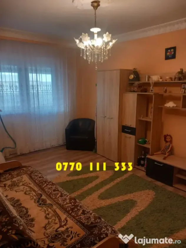 Apartament 3 camere, confort 1 decomandat, zona Vidin.
