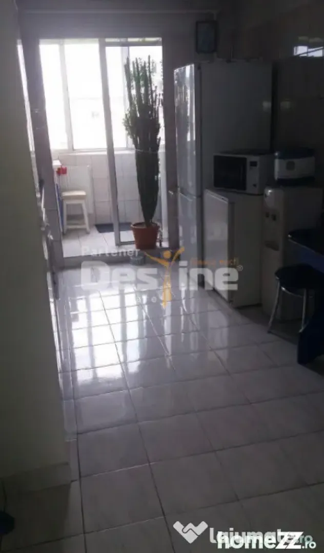 Rahova | 3 camere | 75mp | dec | et 8 | 97.000 euro