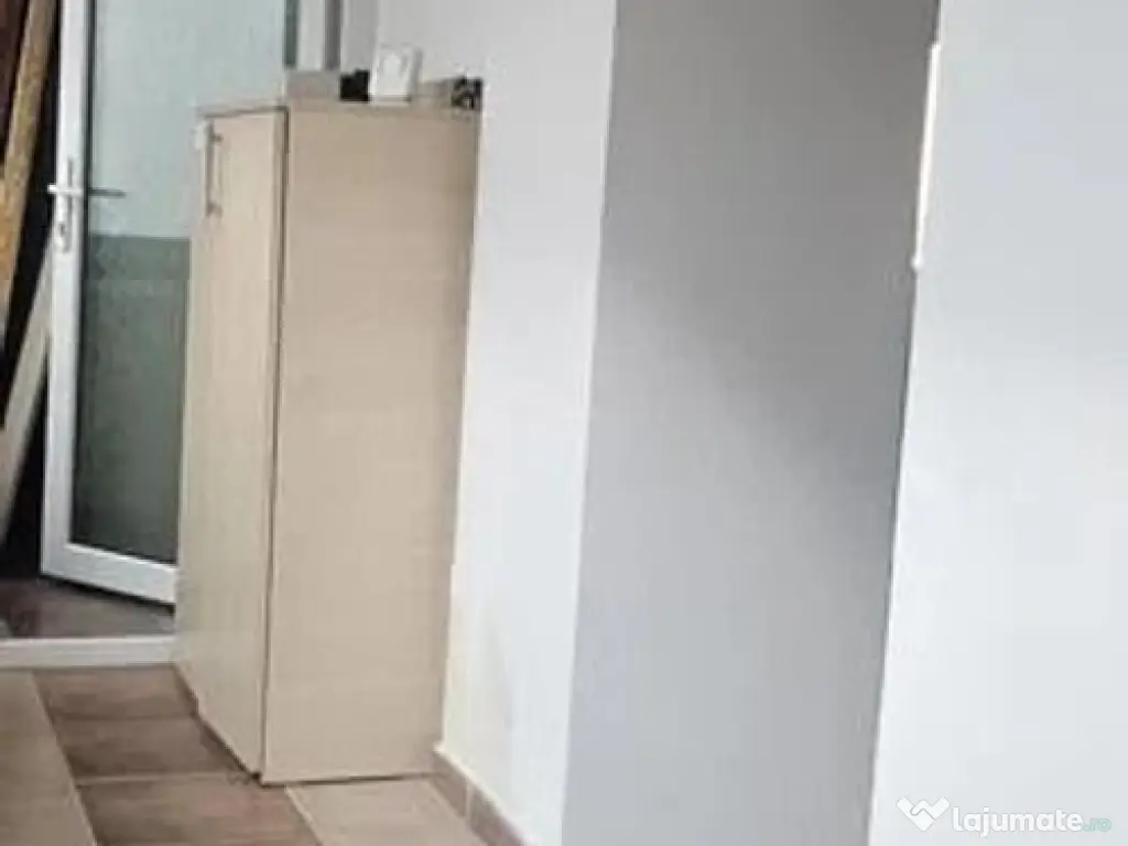 De inchiriat birouri zona Port, Faleza