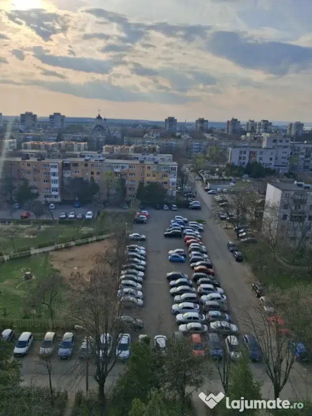 Apartament 2 camere de vânzare – decomandat, 52 mp – zo