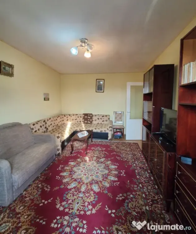 Apartament 2 camere de vânzare – decomandat, 52 mp – zo