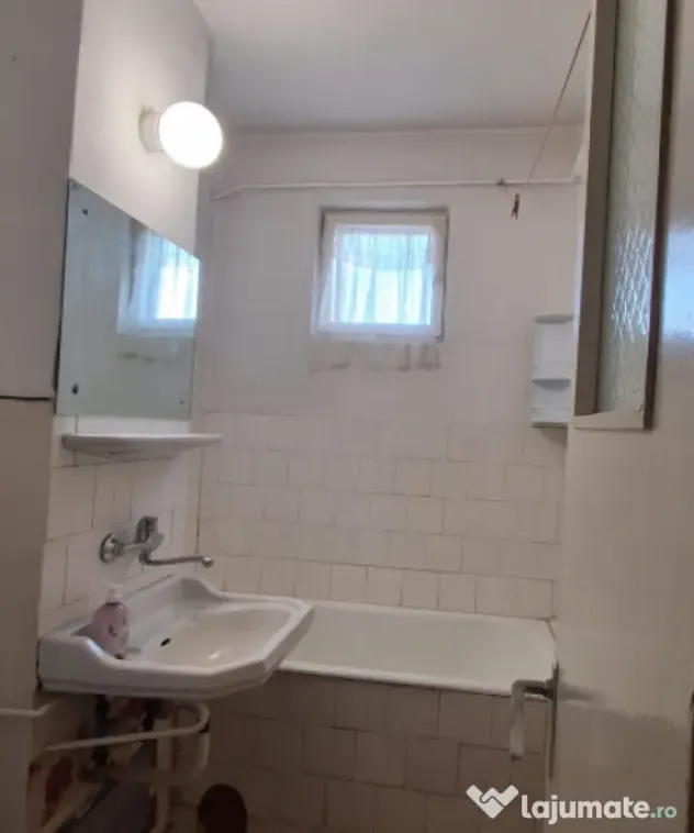 Apartament 2 camere de vânzare – decomandat, 52 mp – zo