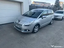 Vând Peugeot 5008