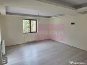 Apartament 2 camere, etaj 1, de vanzare in Busteni 