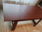 Vând masă extensibilă 