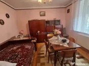 Bocsa Vasiova, Casa cocheta pentru familie, cu Gradina. 