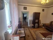 Bocsa Vasiova, Casa cocheta pentru familie, cu Gradina. 