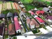 Casă din cărămidă cu teren generos de 2460 mp și ane... 