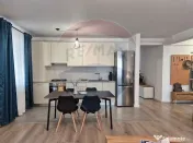 Apartament cu 3 camere de inchiriat, zona Europa 