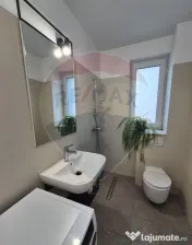 Apartament cu 3 camere de inchiriat, zona Europa 