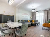 Casă / Vilă de lux cu 5 camere de vânzare în zona Sud... 